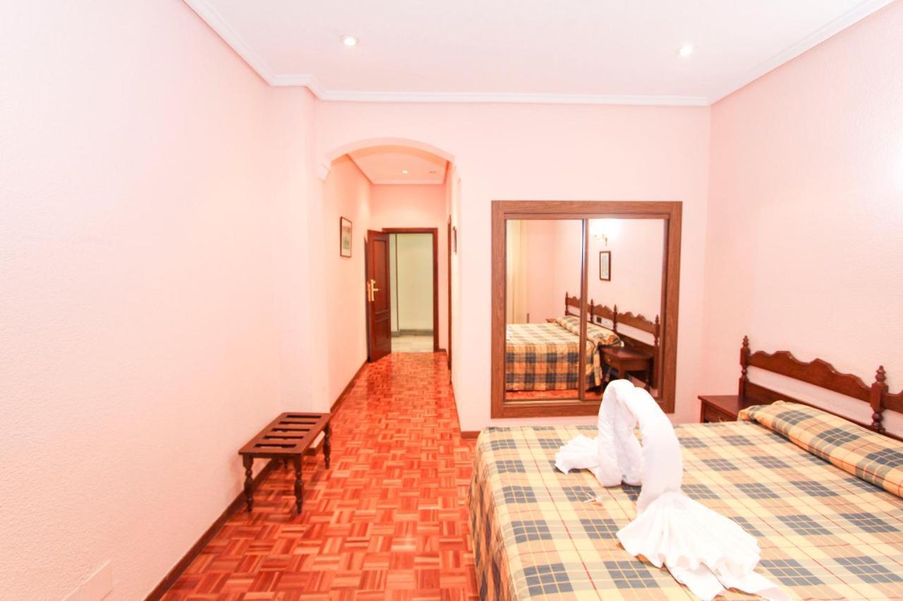 Hotel Castellano Centro Salamanka Zewnętrze zdjęcie